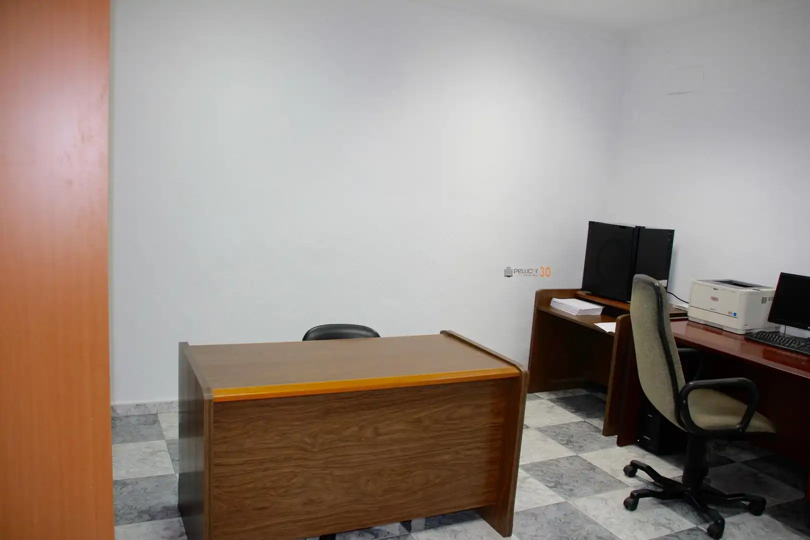 Commercial properties for sale in Benidorm  with Air Conditioner