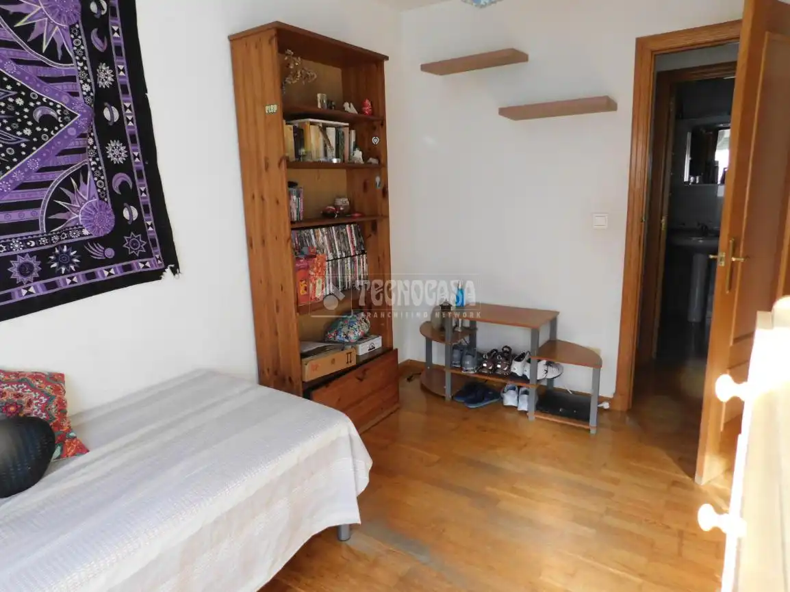 Habitación de Piso en venta en Zaragoza