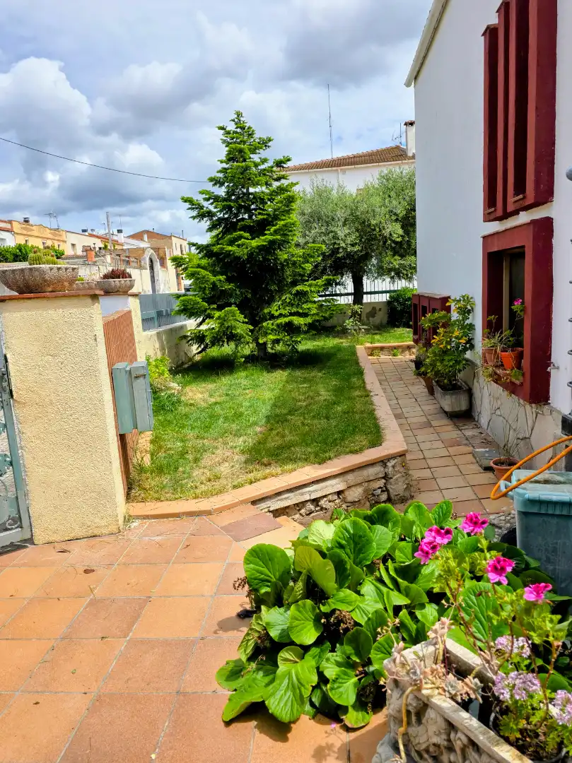 Jardín de Casa o chalet en venta en Sant Cugat Sesgarrigues con Calefacción, Terraza y Amueblado