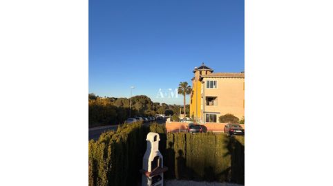 Foto 5 de Casa adosada de lloguer a Villamartín - Las Filipinas, Orihuela