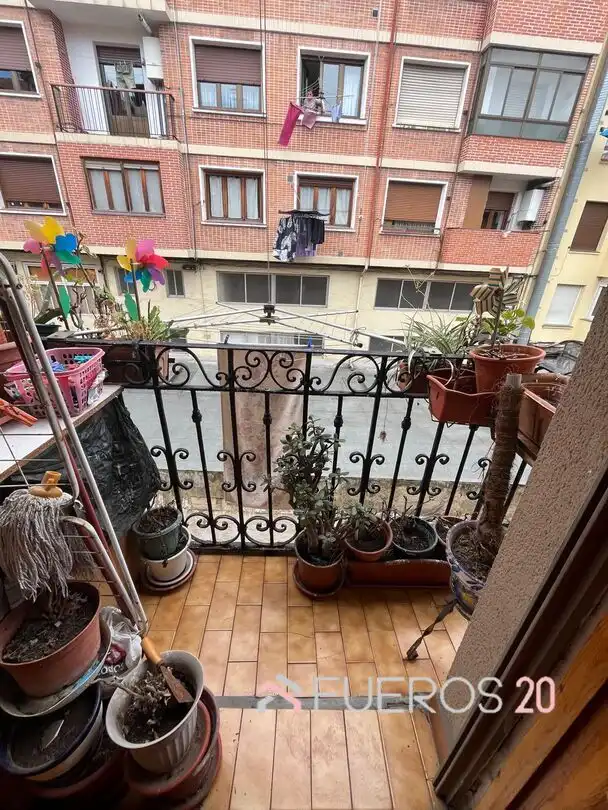 Terraza de Piso en venta en Barakaldo  con Terraza y Amueblado