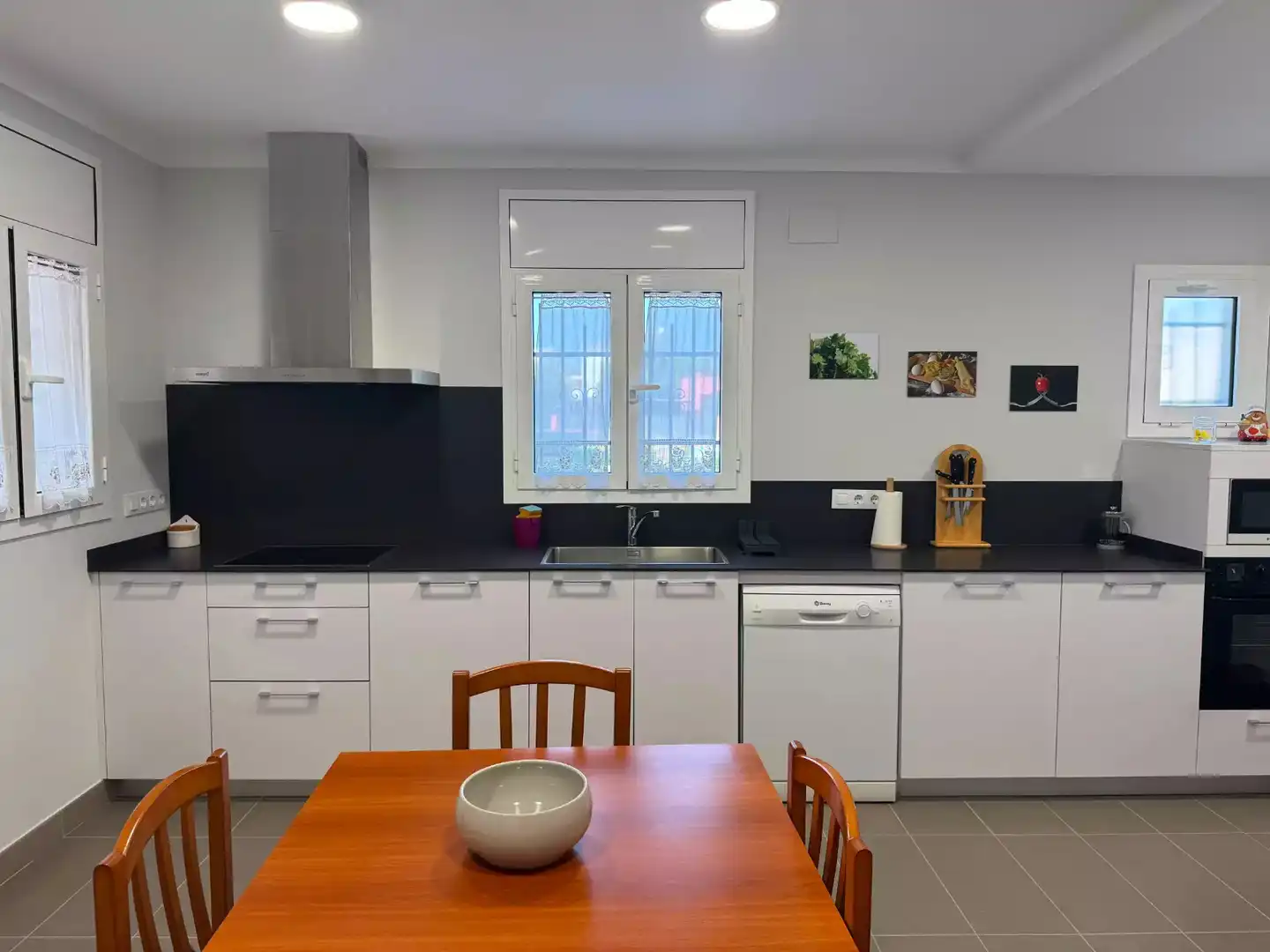 Kitchen of Houses for rent in Borrassà  with Air Conditioner, Heating and Terrace