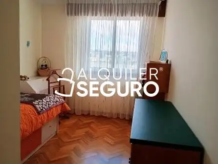 Habitación de Piso de alquiler en Culleredo con Calefacción, Terraza y Trastero