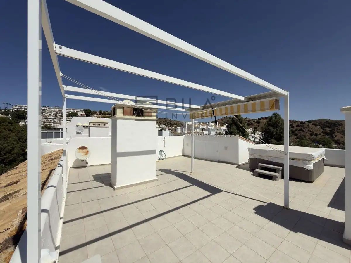 Attique avec piscine à vendre à Estrellas de Calahonda, imagen 3