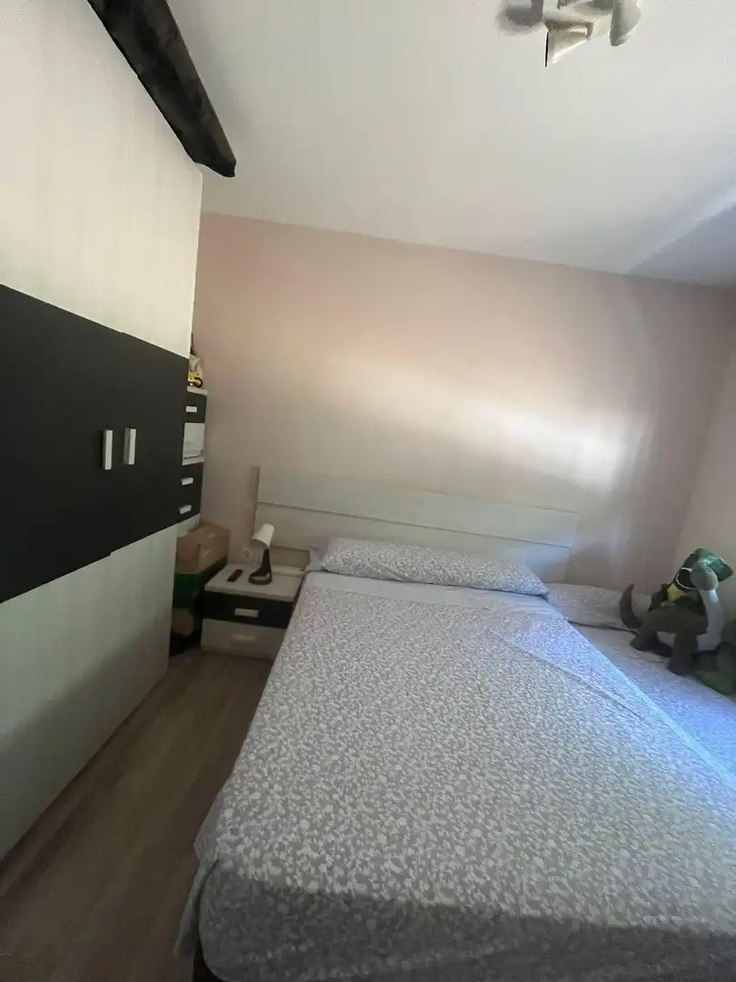 Dormitori de Casa o xalet en venda en Córdoba amb Aire condicionat, Calefacció i Jardí privat