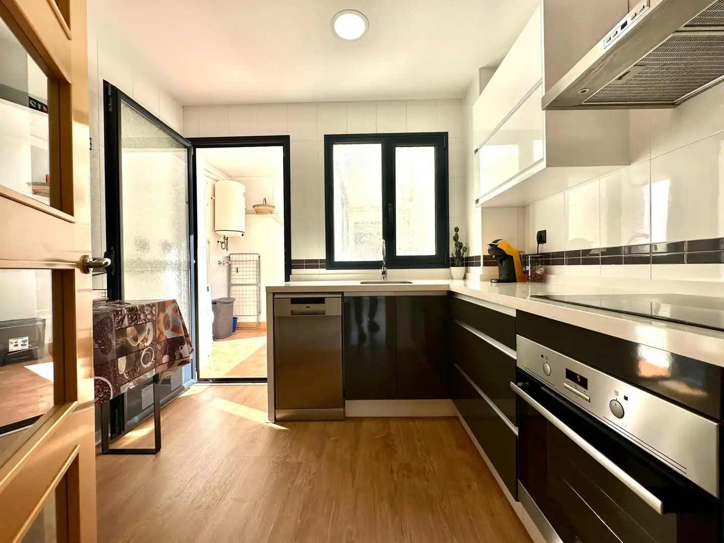 Cocina de Piso en venta en Almería con Aire acondicionado, Terraza y Trastero