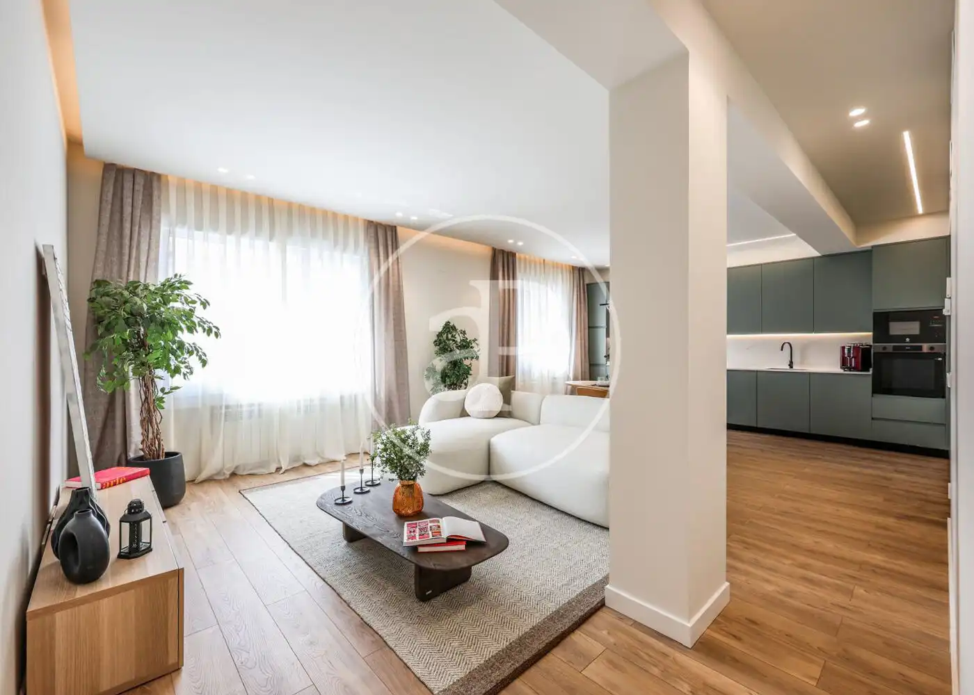 Sala de estar de Piso en venta en  Madrid Capital con Aire acondicionado, Calefacción y Amueblado