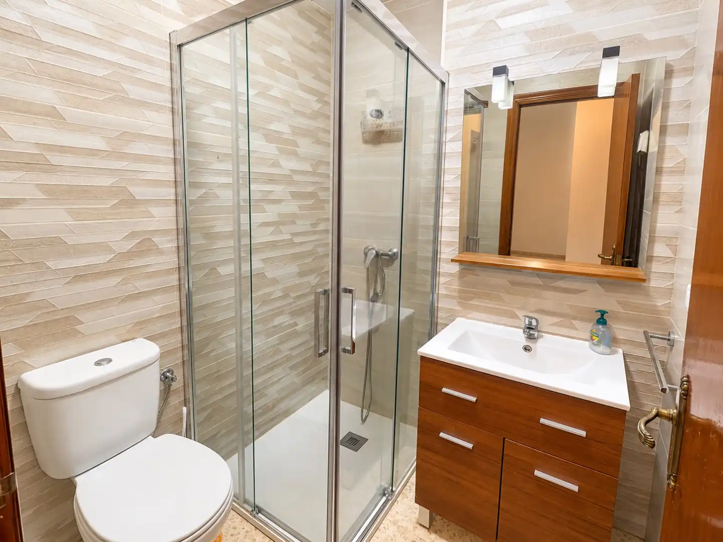 Baño de Piso en venta en Pozoblanco con Aire acondicionado y Balcón