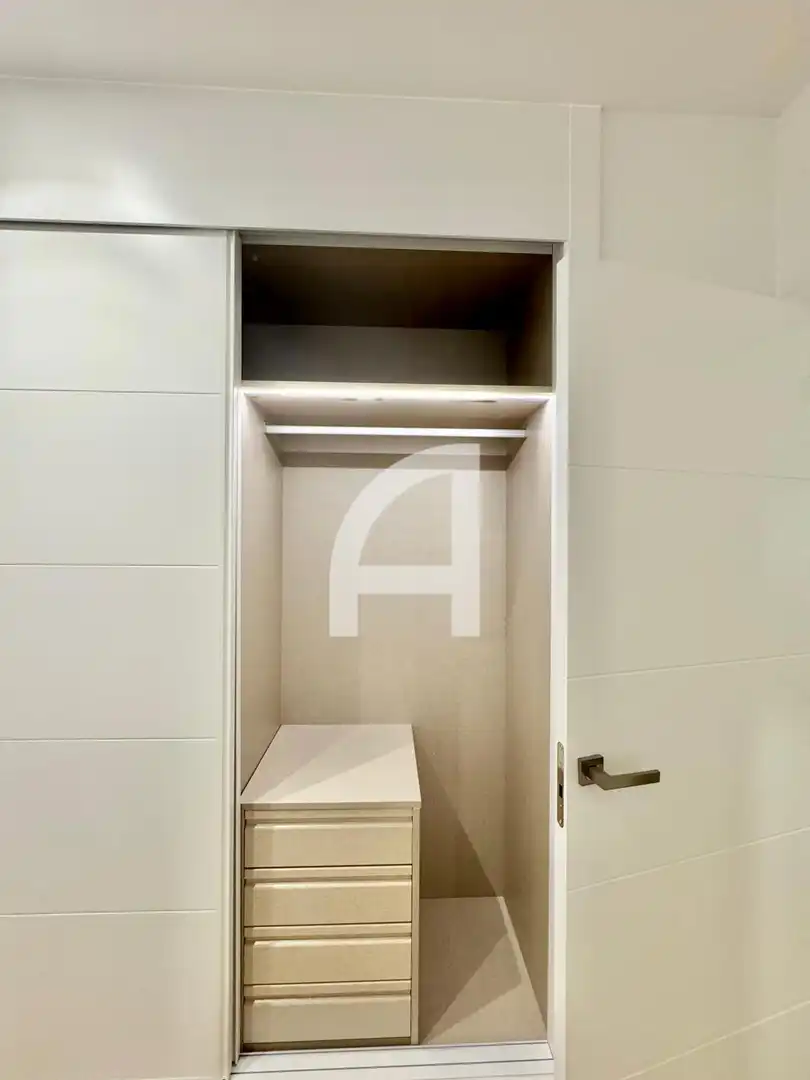 Bathroom of Flat for rent in Madrid  with Air Conditioner, Heating and Furnished