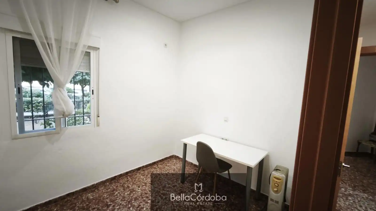 Schlafzimmer von Wohnung zum Verkauf in Córdoba mit Klimaanlage, Heizung und Abstellraum
