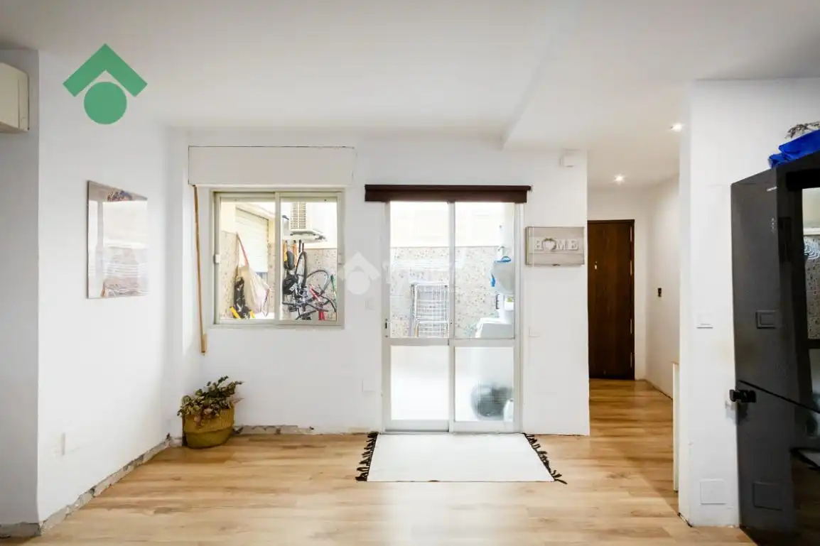 Flat for sale in Nerja  with Air Conditioner, Heating and Furnished