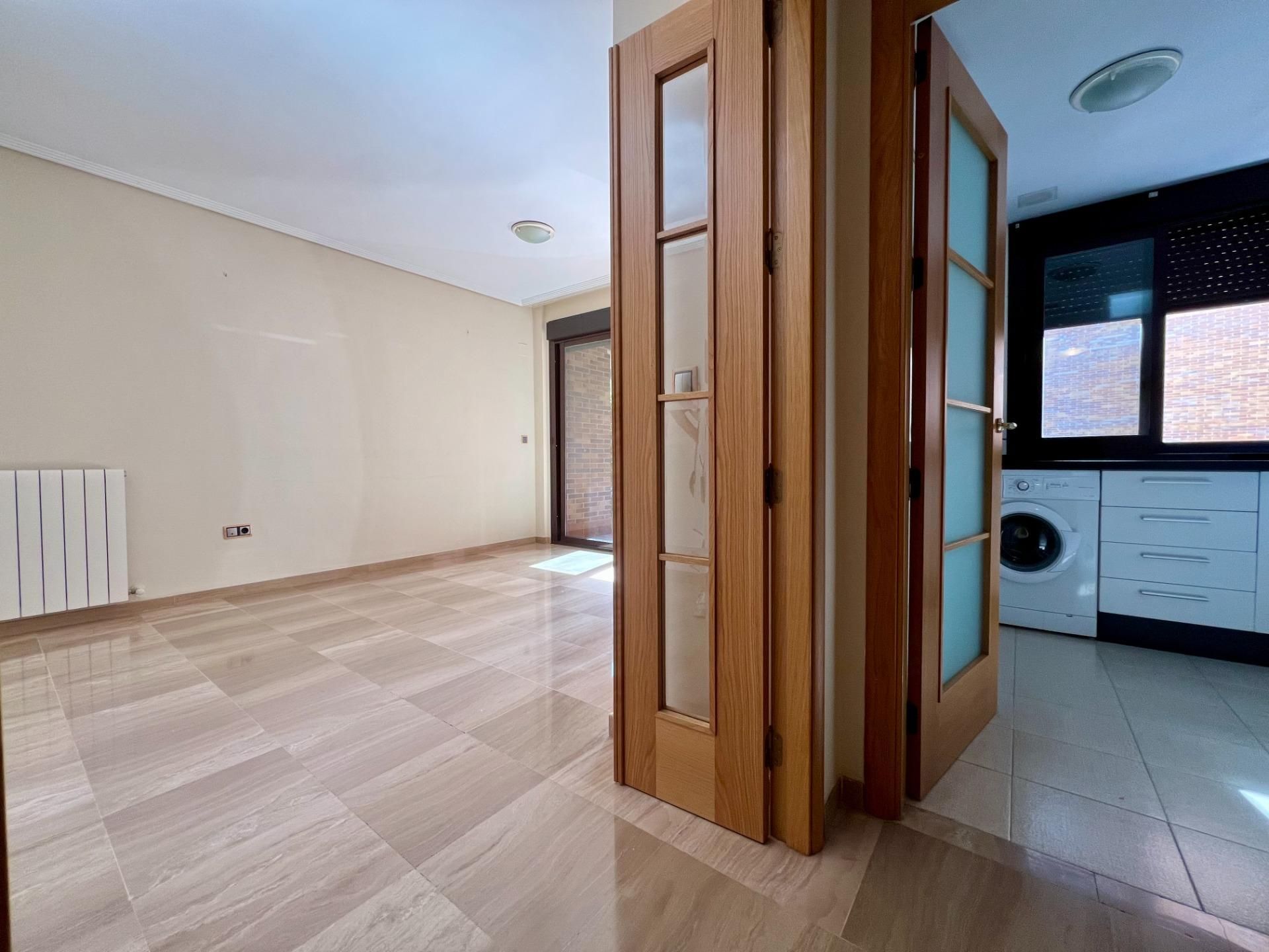 Flat for sale in  Córdoba Capital  with Air Conditioner, Heating and Private garden