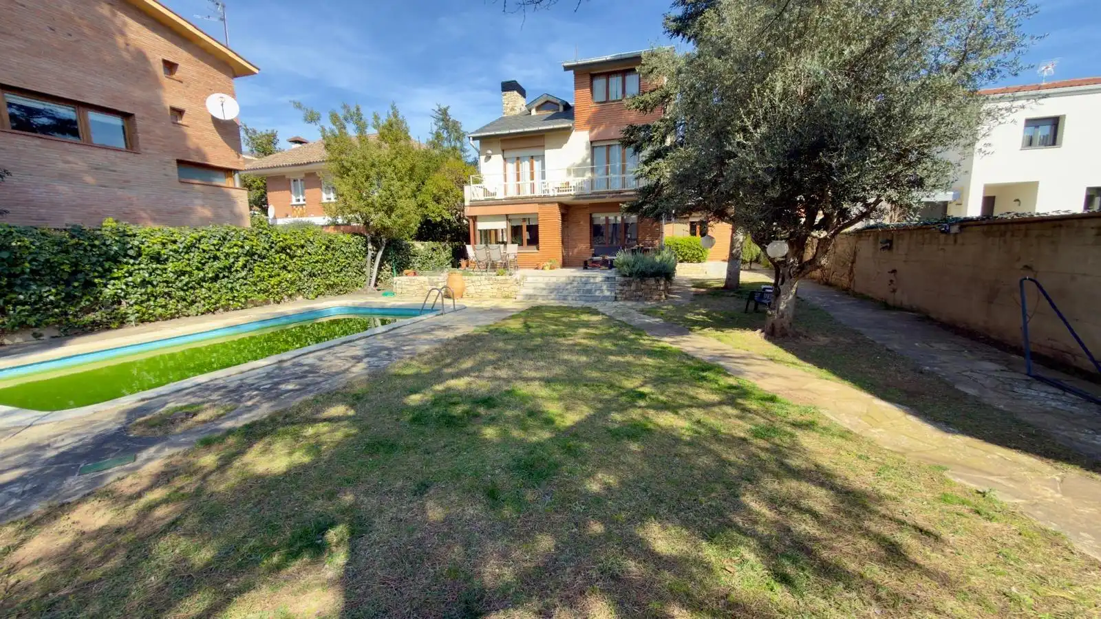 Jardí de Casa o xalet en venda en Igualada amb Calefacció, Jardí privat i Terrassa