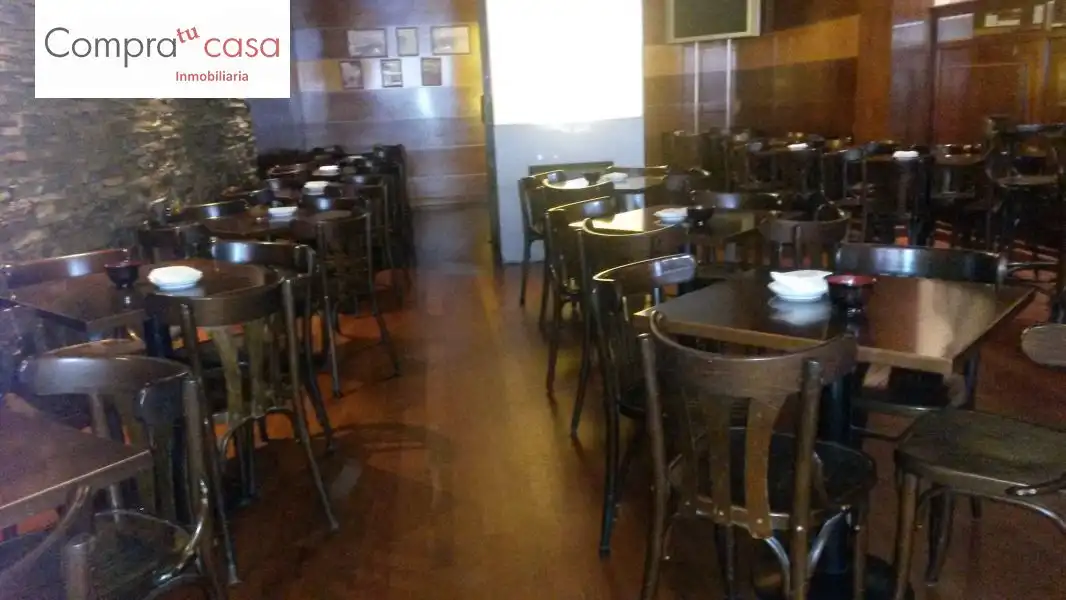 Local en venta en Segovia con Aire acondicionado y Amueblado