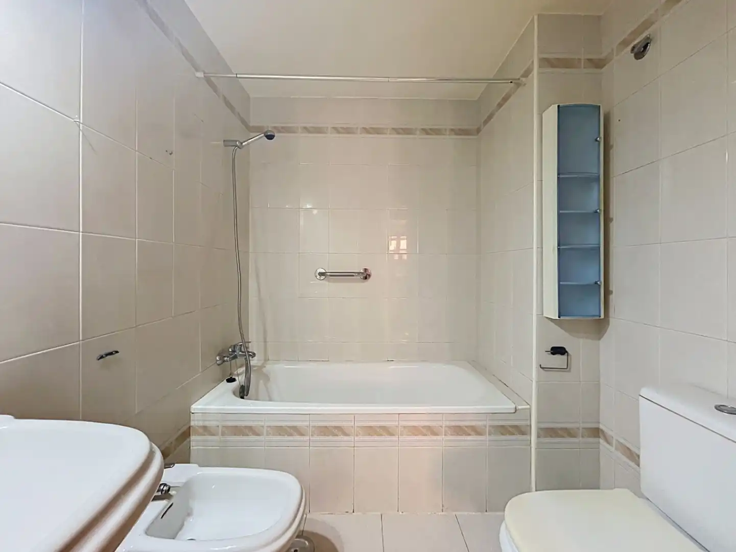 Bathroom of Flat for sale in Casco urbano