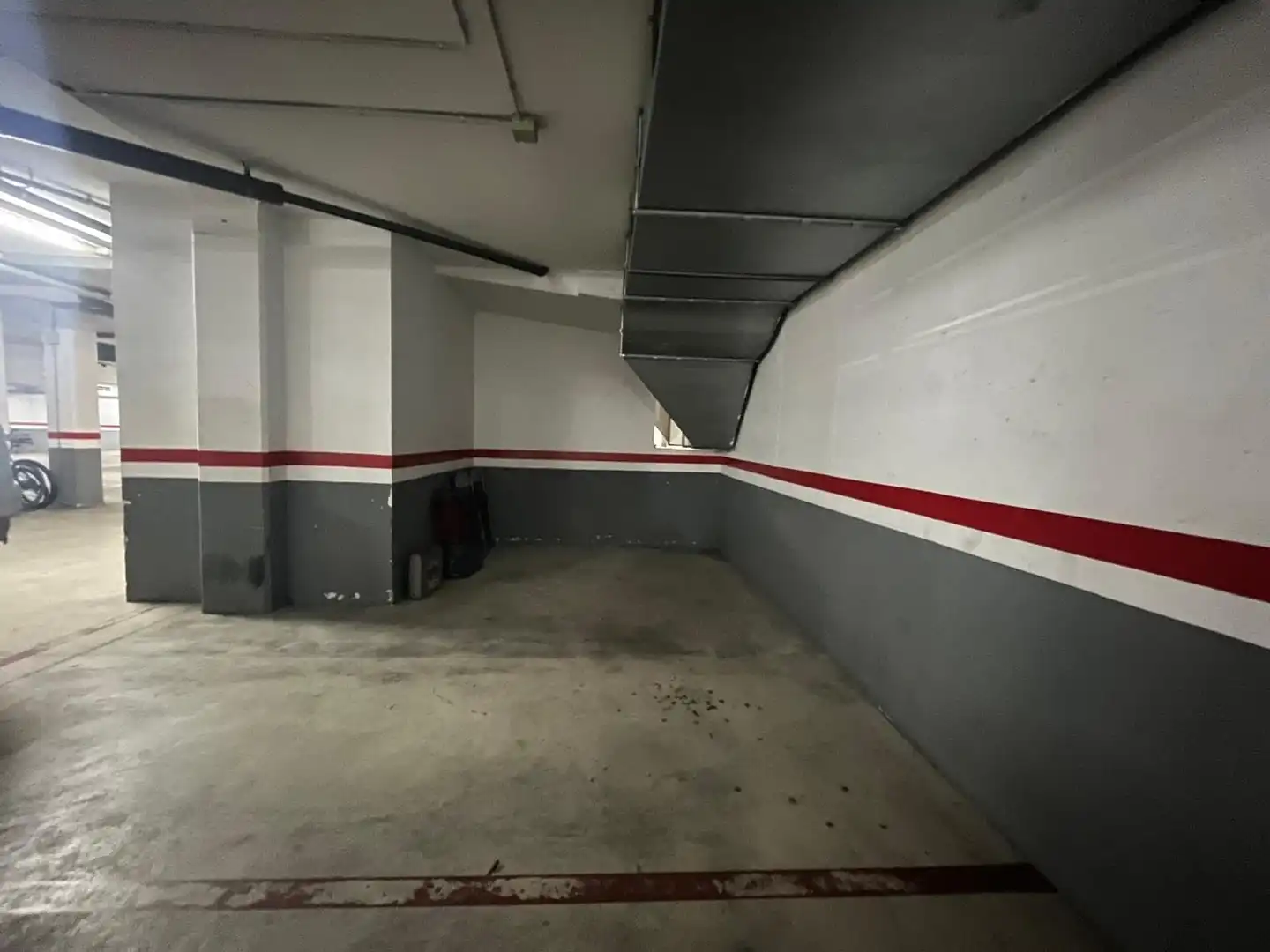 Parking de Piso en venta en Badalona con Aire acondicionado, Calefacción y Terraza