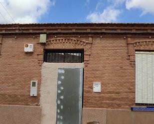 Vista exterior de Casa adosada en venda en Cartagena amb Alarma