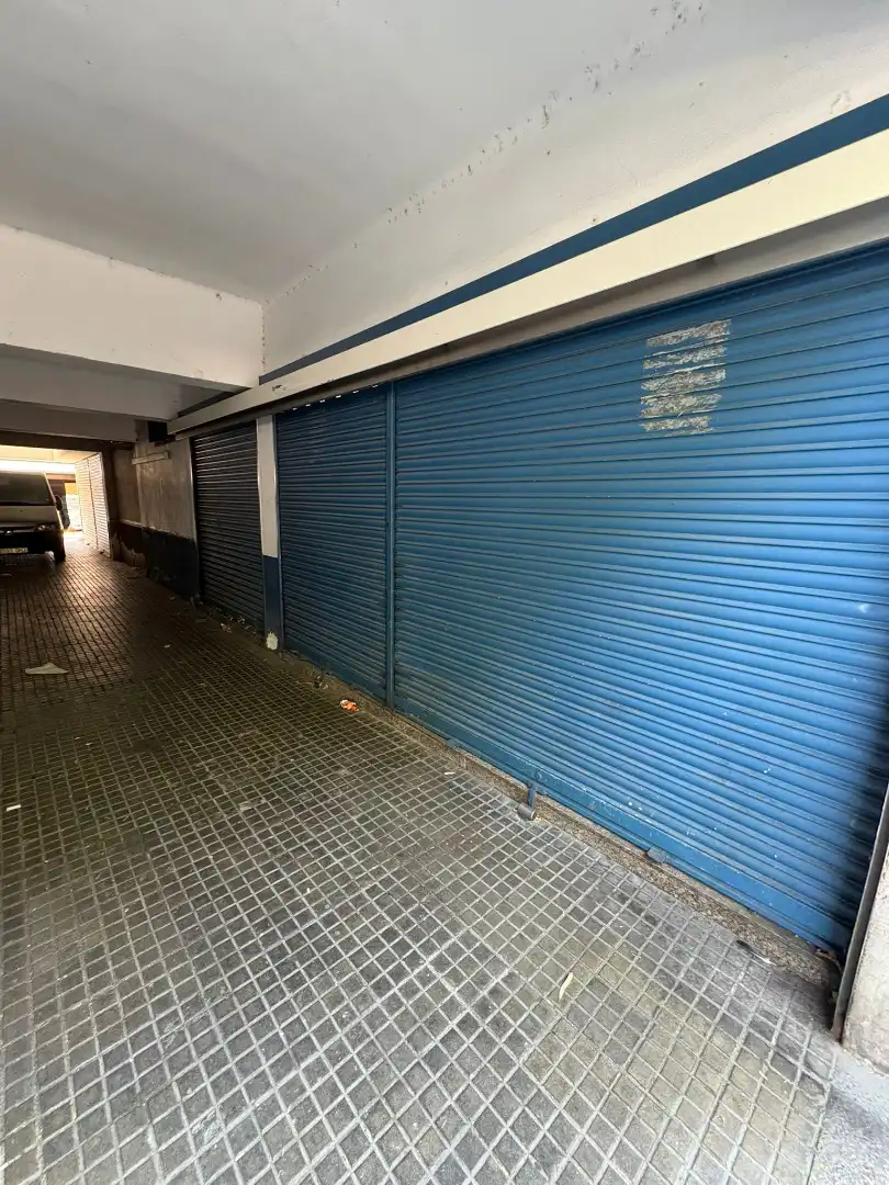 Commercial properties for rent in Girona  with Air Conditioner, Heating and Parquet flooring