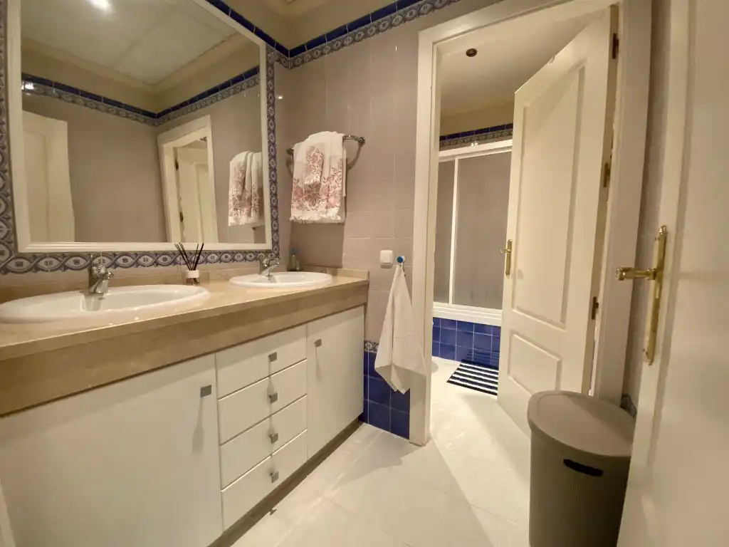 Apartament amb piscina en venda a Manilva Pueblo, imagen 37