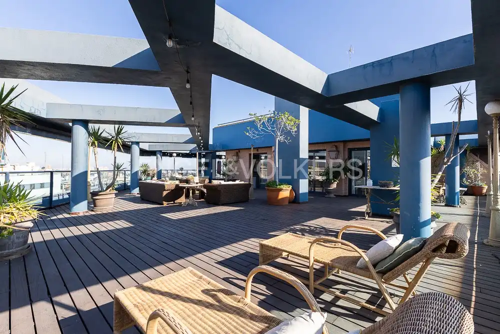 Terrace of Attic for rent in  Valencia Capital  with Air Conditioner, Heating and Terrace