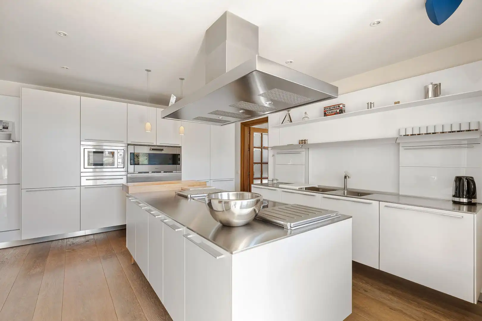 Kitchen of Attic for sale in Marbella  with Air Conditioner, Terrace and Storage room