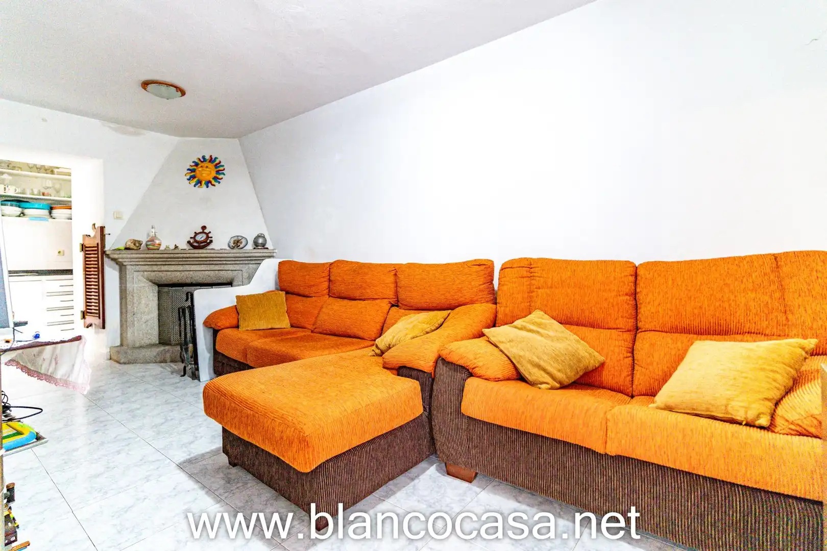 Sala d'estar de Casa o xalet en venda en Ponteceso amb Balcó