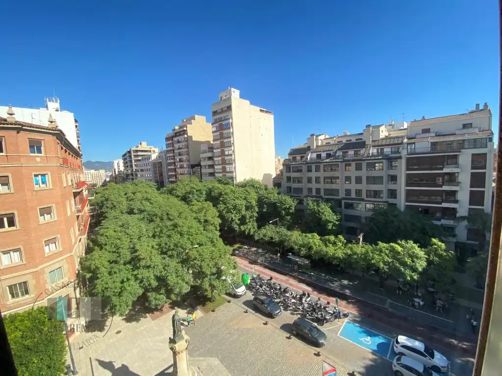 Piso en venta en Plaza Huerto Sogueros, Casco Histórico