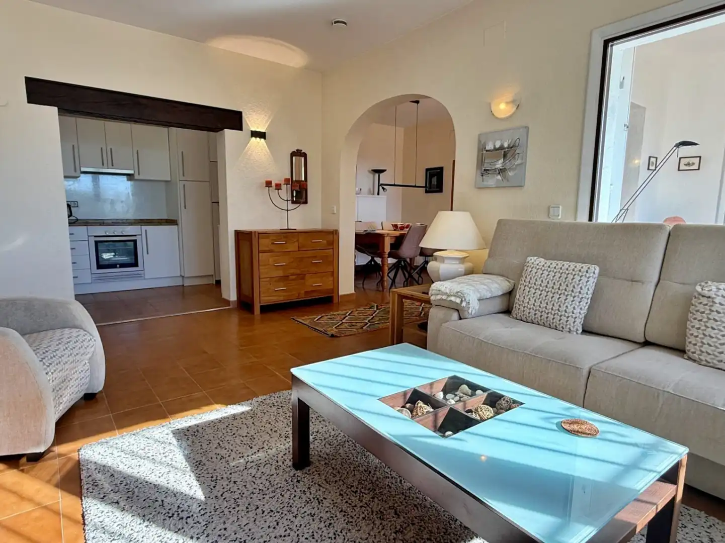 Wohnzimmer von Wohnungen zum Verkauf in Moraira mit Klimaanlage, Heizung und Terrasse