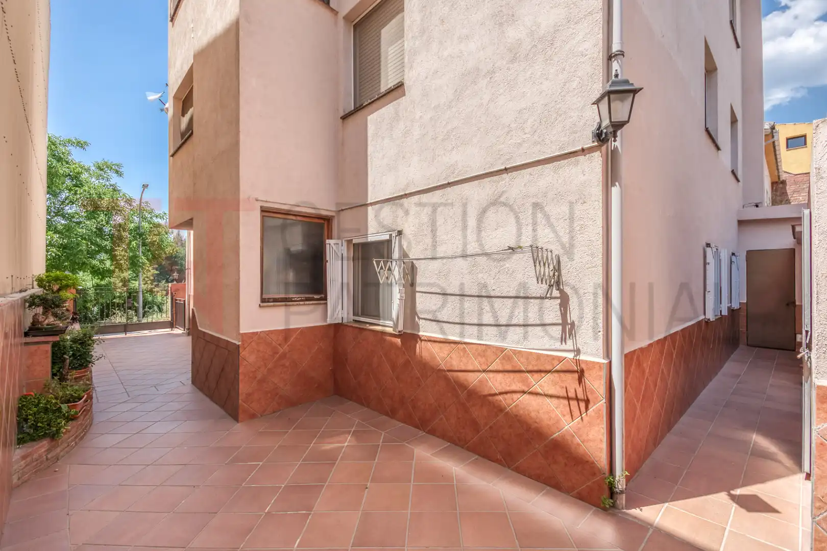 Vista exterior de Piso en venta en Sant Feliu de Codines con Calefacción, Terraza y Horno