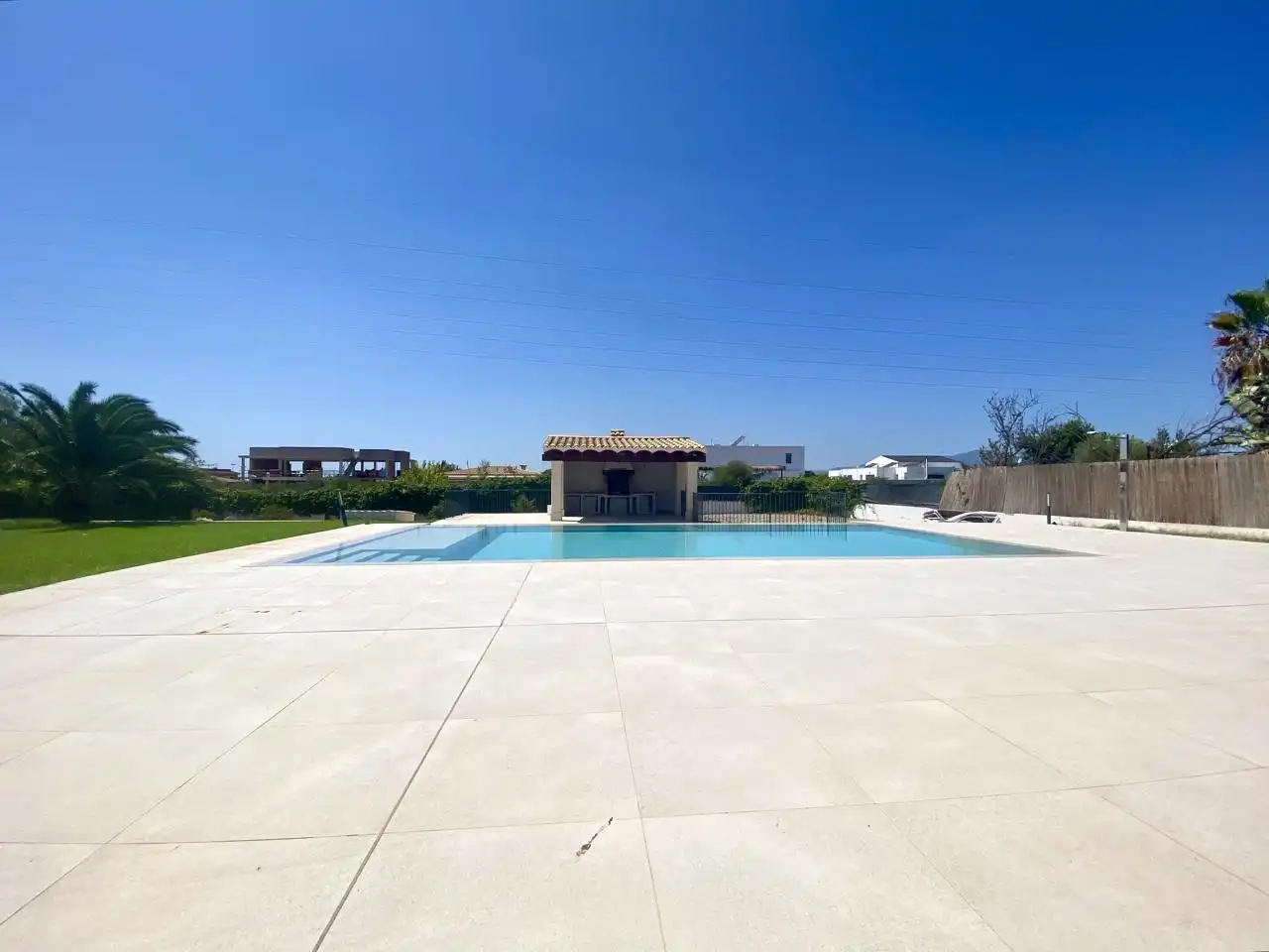 Adossat amb piscina de lloguer a calle de Planera, imagen 4