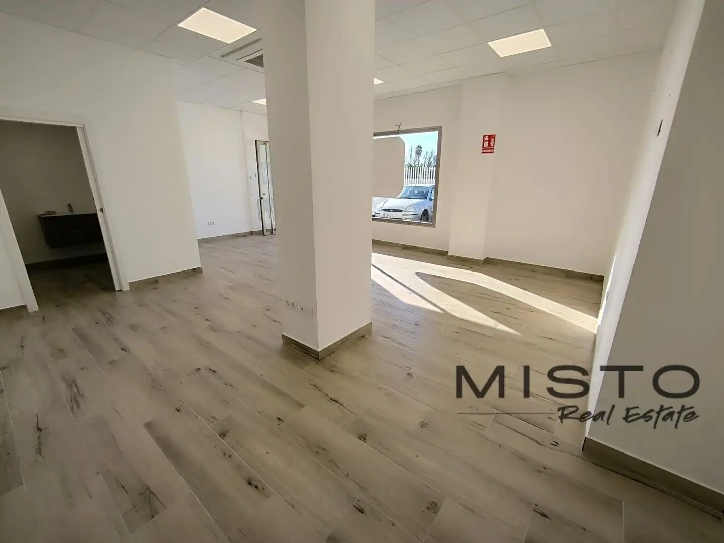 Local comercial en alquiler en CL MIGUEL DELIBES, imagen 7