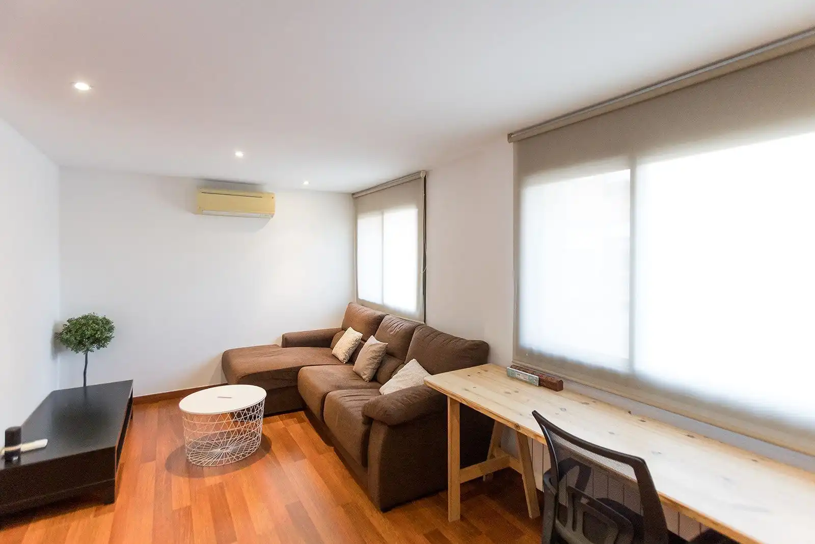 Sala d'estar de Casa adosada en venda en Tortosa amb Aire condicionat, Calefacció i Jardí privat
