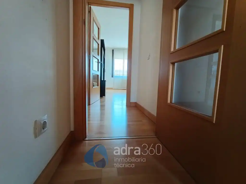 Flat for rent in  Logroño  with Air Conditioner, Heating and Storage room