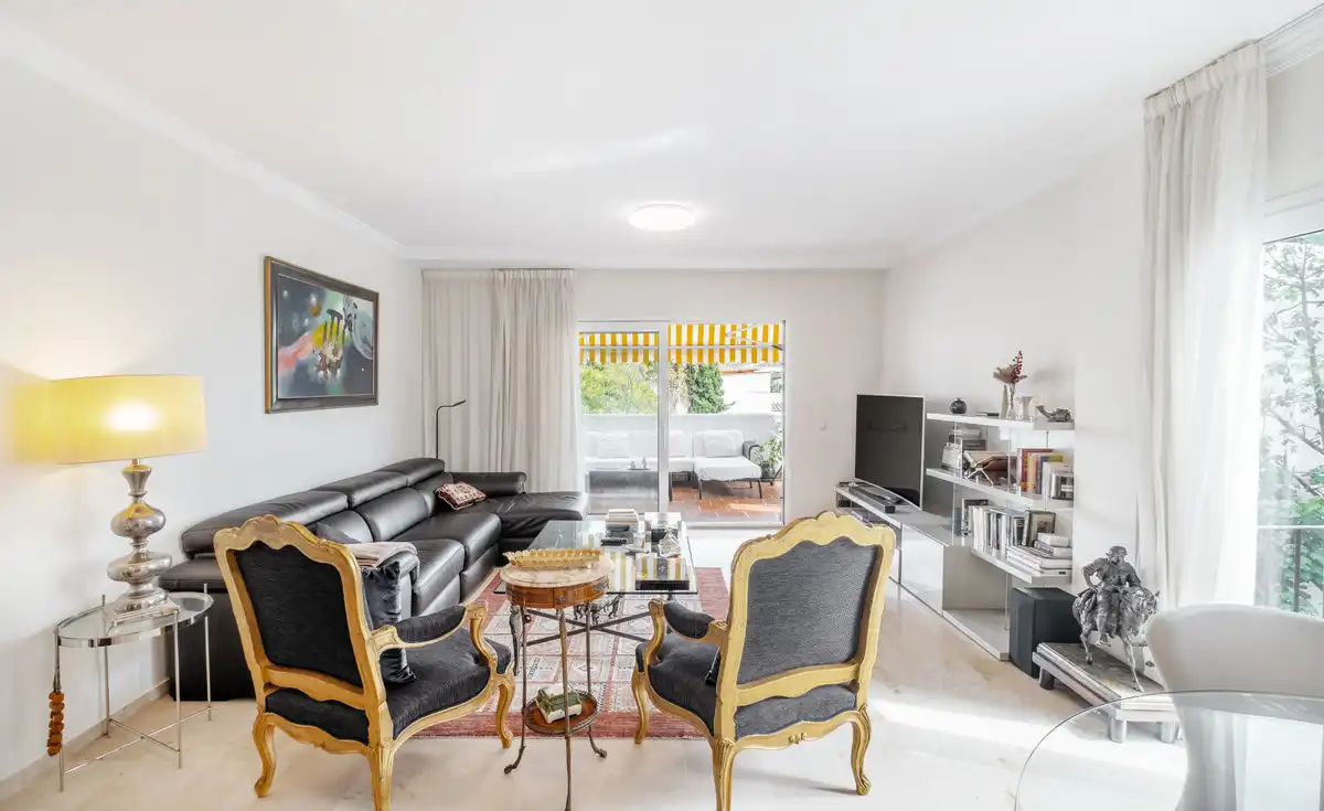 Sala de estar de Piso en venta en Marbella con Aire acondicionado y Terraza