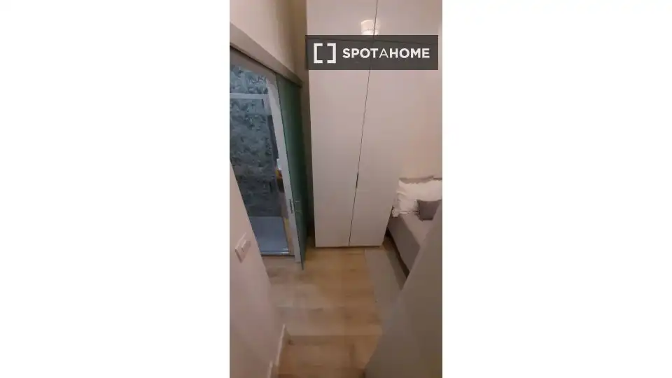 Bedroom of Apartments for share in Madrid  with Air Conditioner, Heating and Terrace