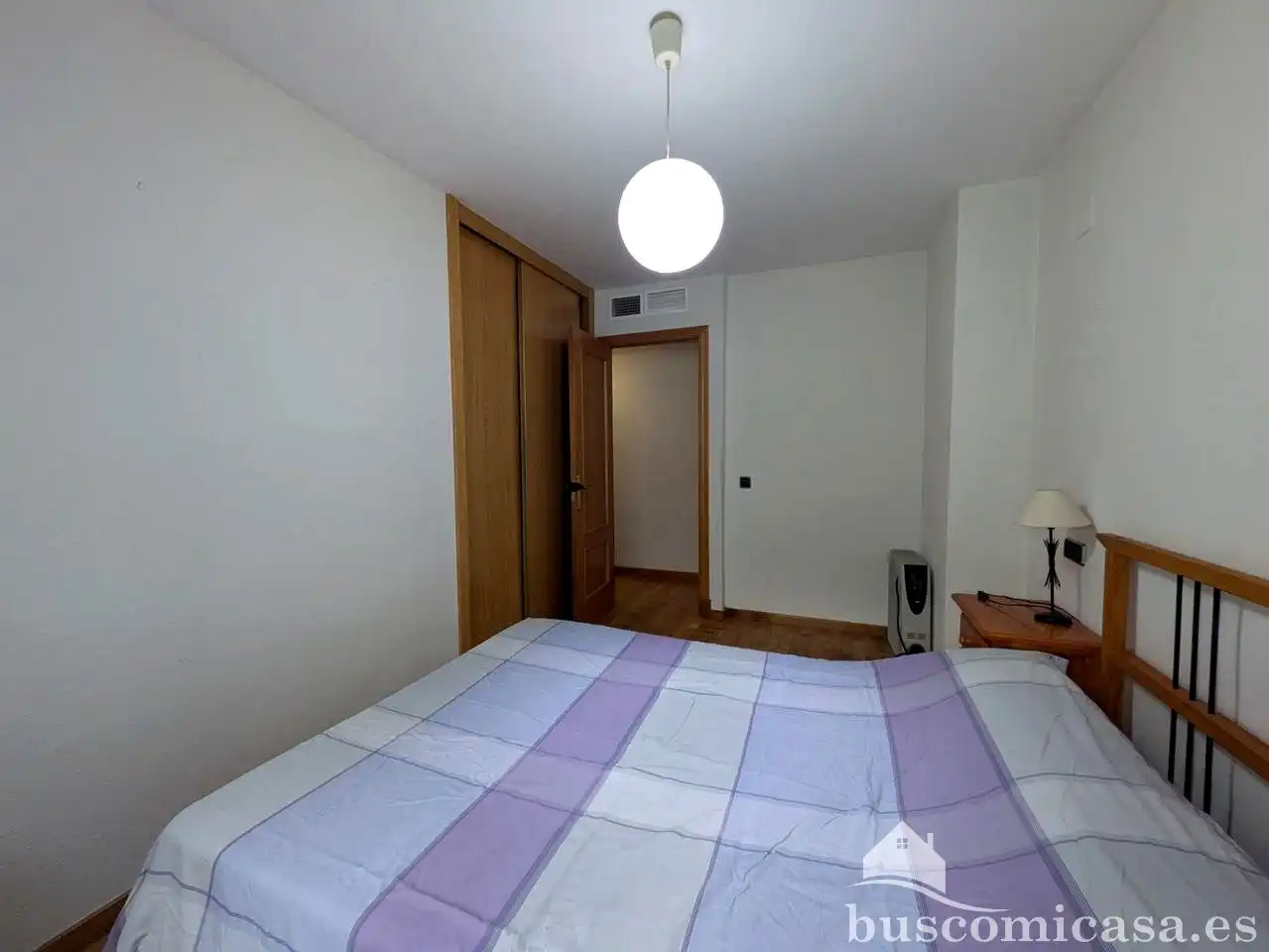 Bedroom of Flat for rent in Linares  with Air Conditioner, Parquet flooring and Furnished
