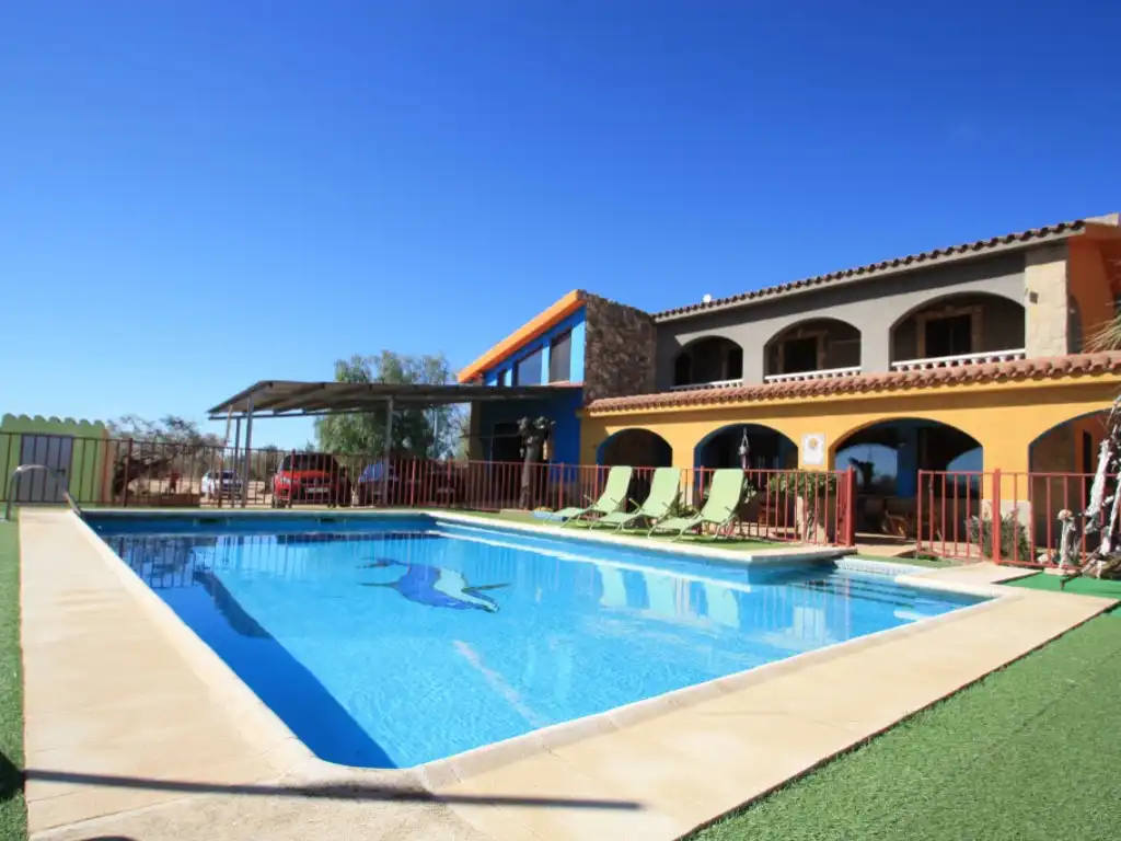 Country house for sale in Camarles