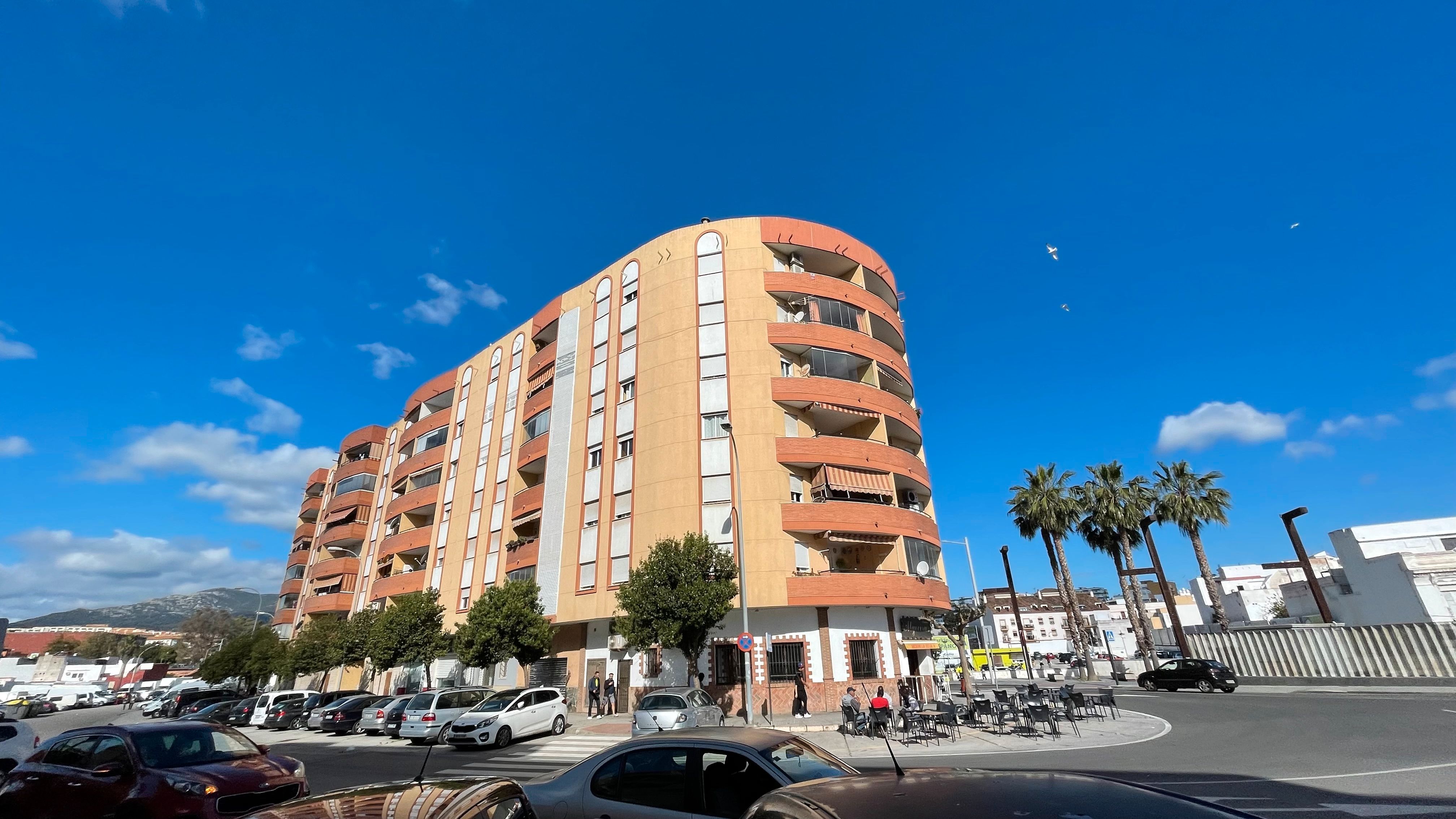 Exterior view of Premises for sale in Algeciras
