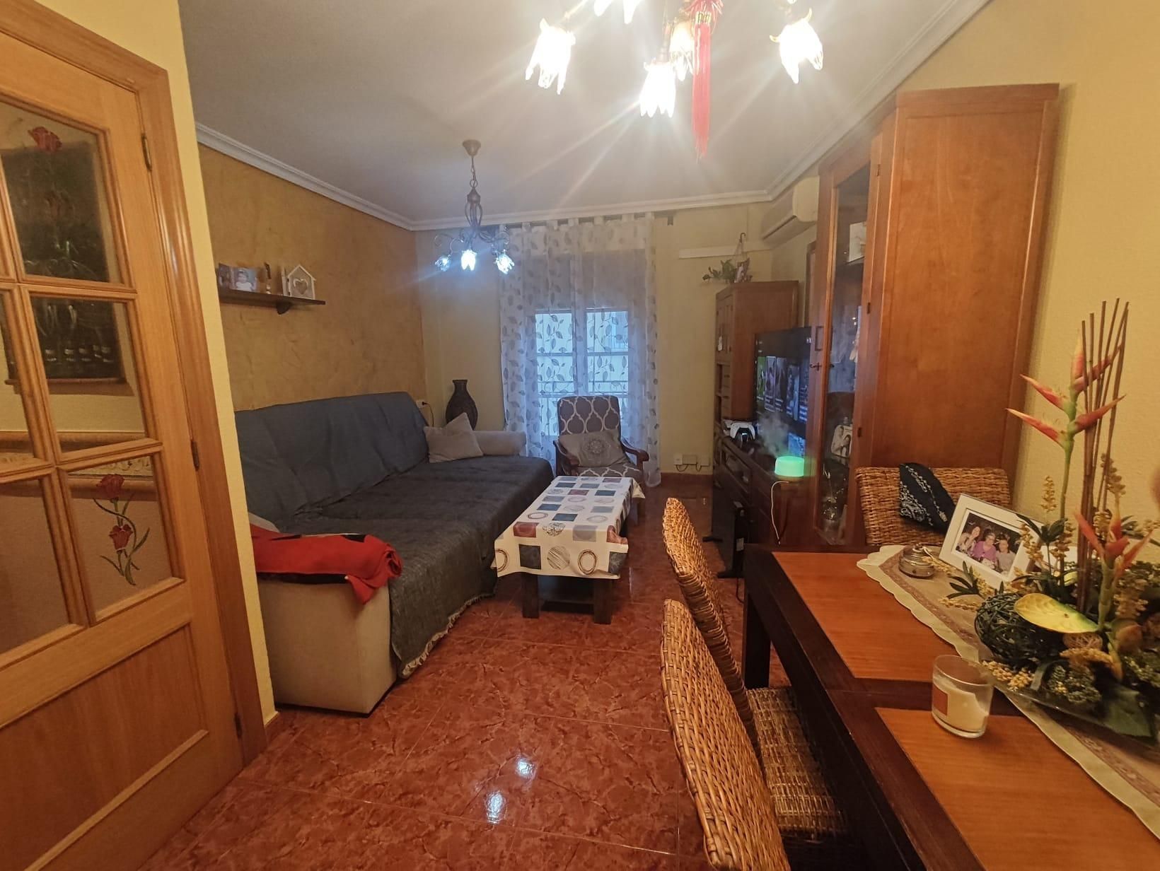 Sala de estar de Piso en venta en Elda con Aire acondicionado y Balcón