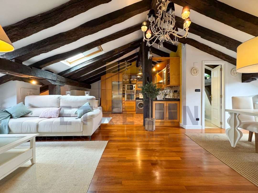 Sala d'estar de Pis en venda en Elorrio amb Calefacció