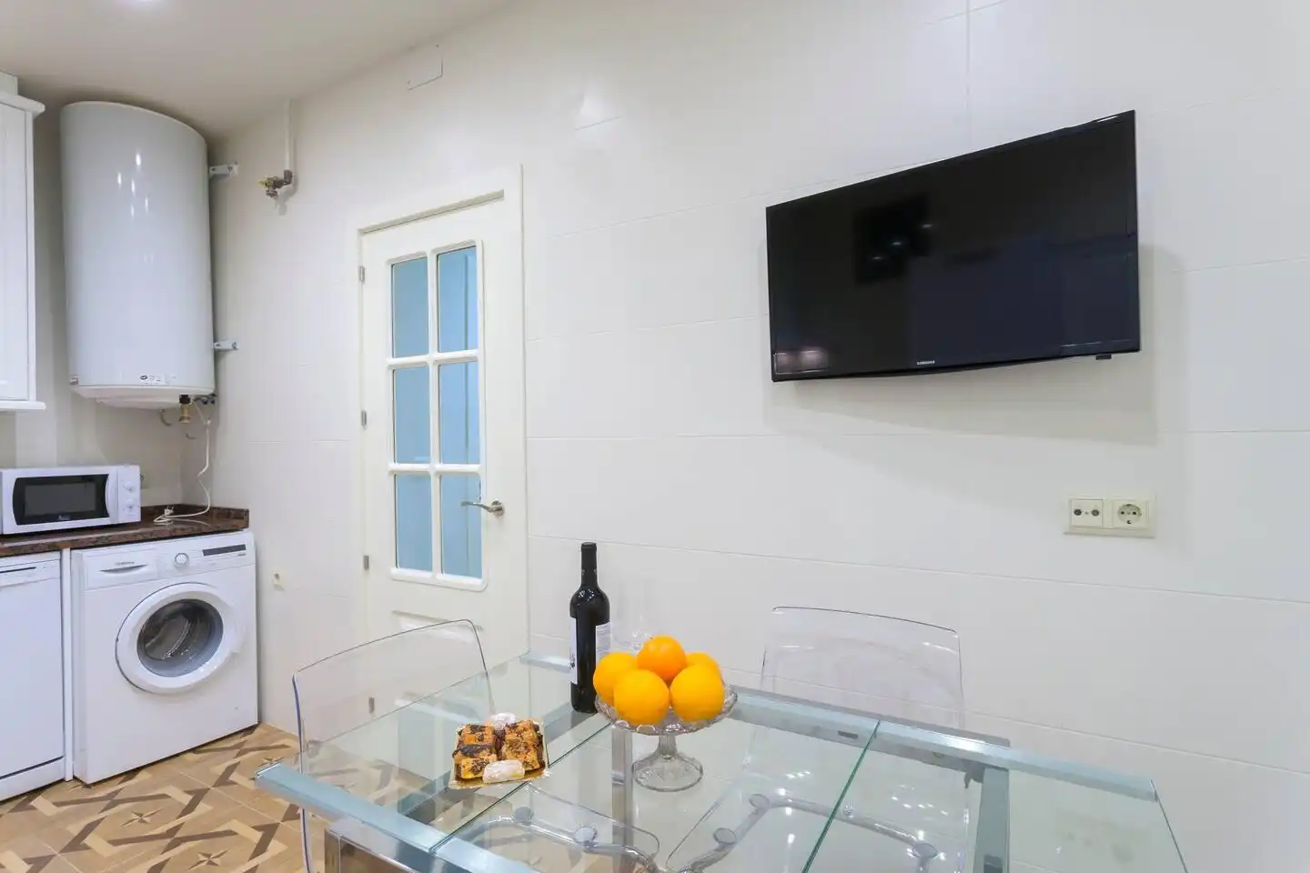 Dining room of Apartments for rent in Málaga  with Air Conditioner, Furnished and Internet
