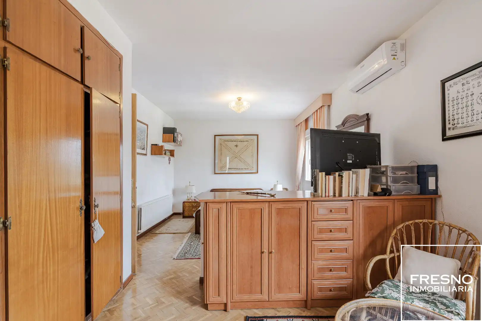 Sala d'estar de Casa o xalet en venda en Paracuellos de Jarama amb Aire condicionat, Calefacció i Jardí privat