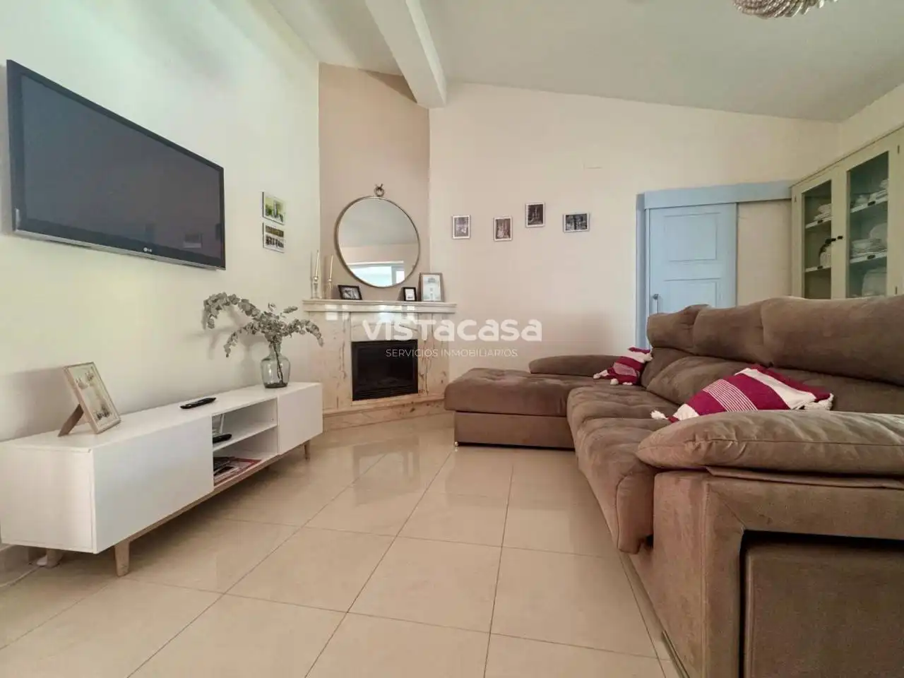 Sala d'estar de Casa o xalet de lloguer en Carmona amb Aire condicionat, Calefacció i Jardí privat