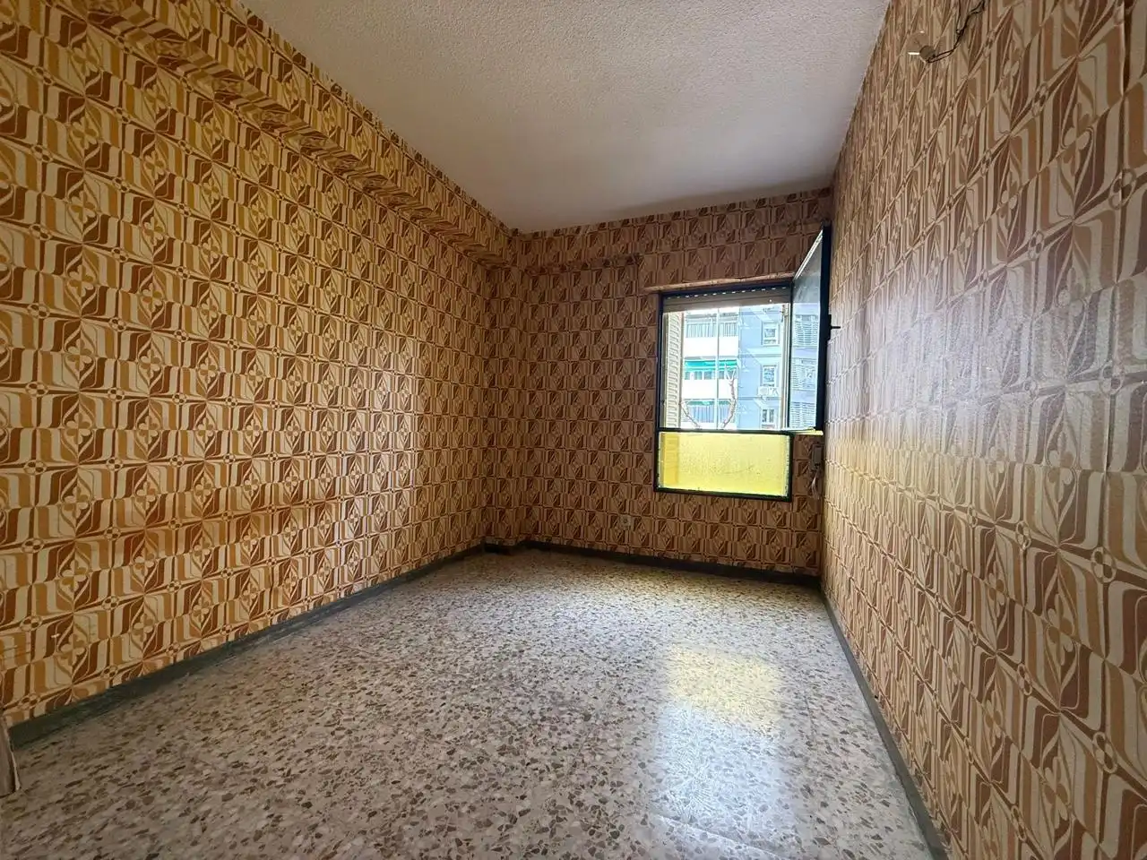 Habitación de Piso en venta en Fuenlabrada con Terraza