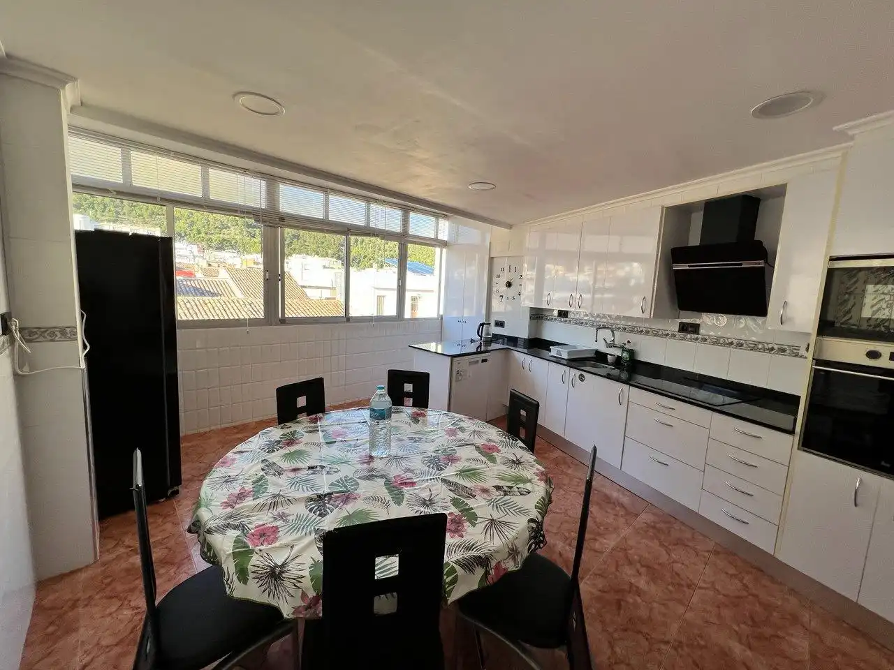Cocina de Apartamento de alquiler en Tavernes de la Valldigna