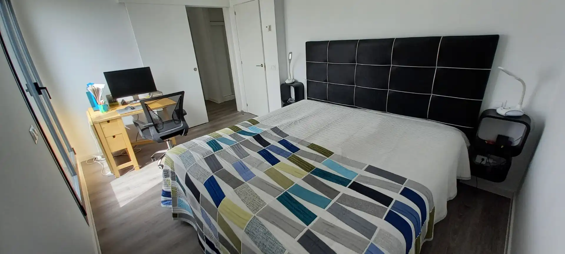 Schlafzimmer von Einfamilien-Reihenhaus zum Verkauf in Colmenar Viejo mit Klimaanlage, Heizung und Privatgarten