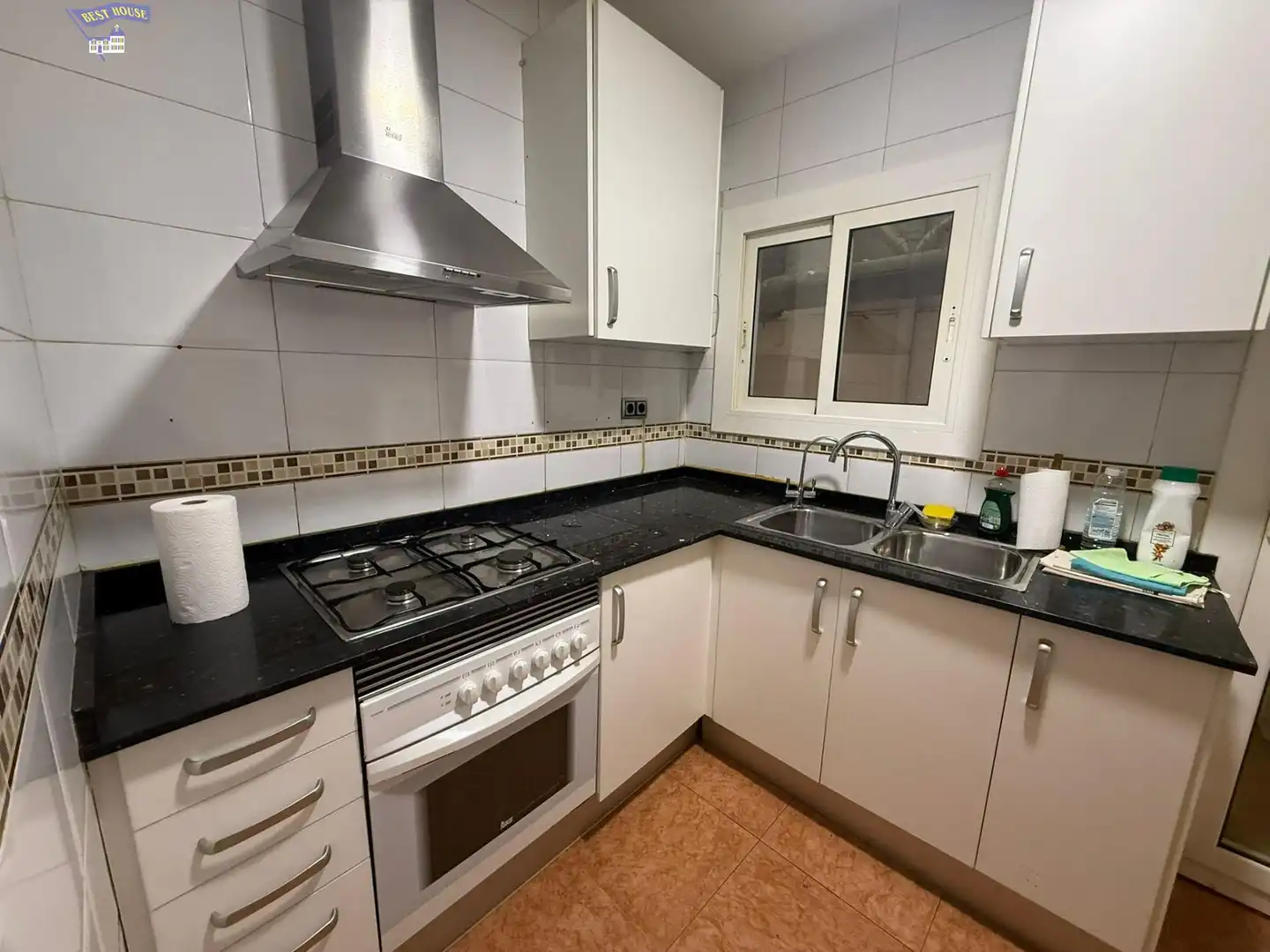 Cocina de Piso en venta en Montcada i Reixac con Calefacción