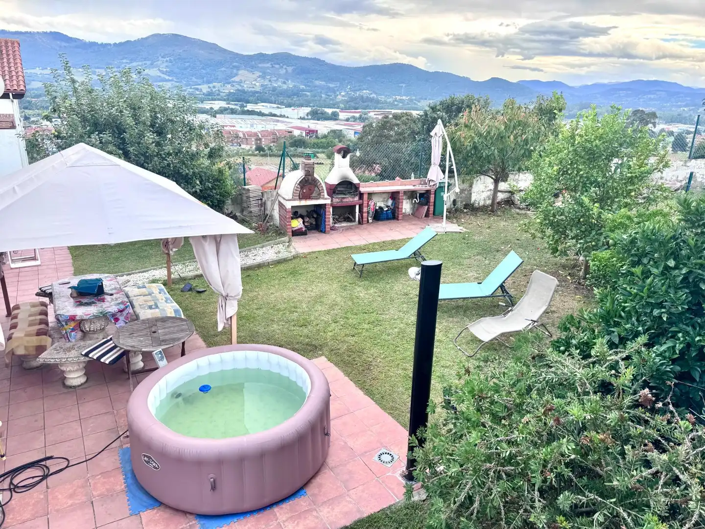 Terrasse von Erdgeschoss zum Verkauf in El Astillero   mit Heizung, Privatgarten und Terrasse