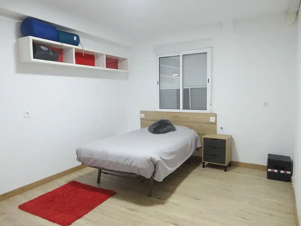 Habitación de Casa o chalet en venta en Salas de los Infantes con Calefacción y Jardín privado