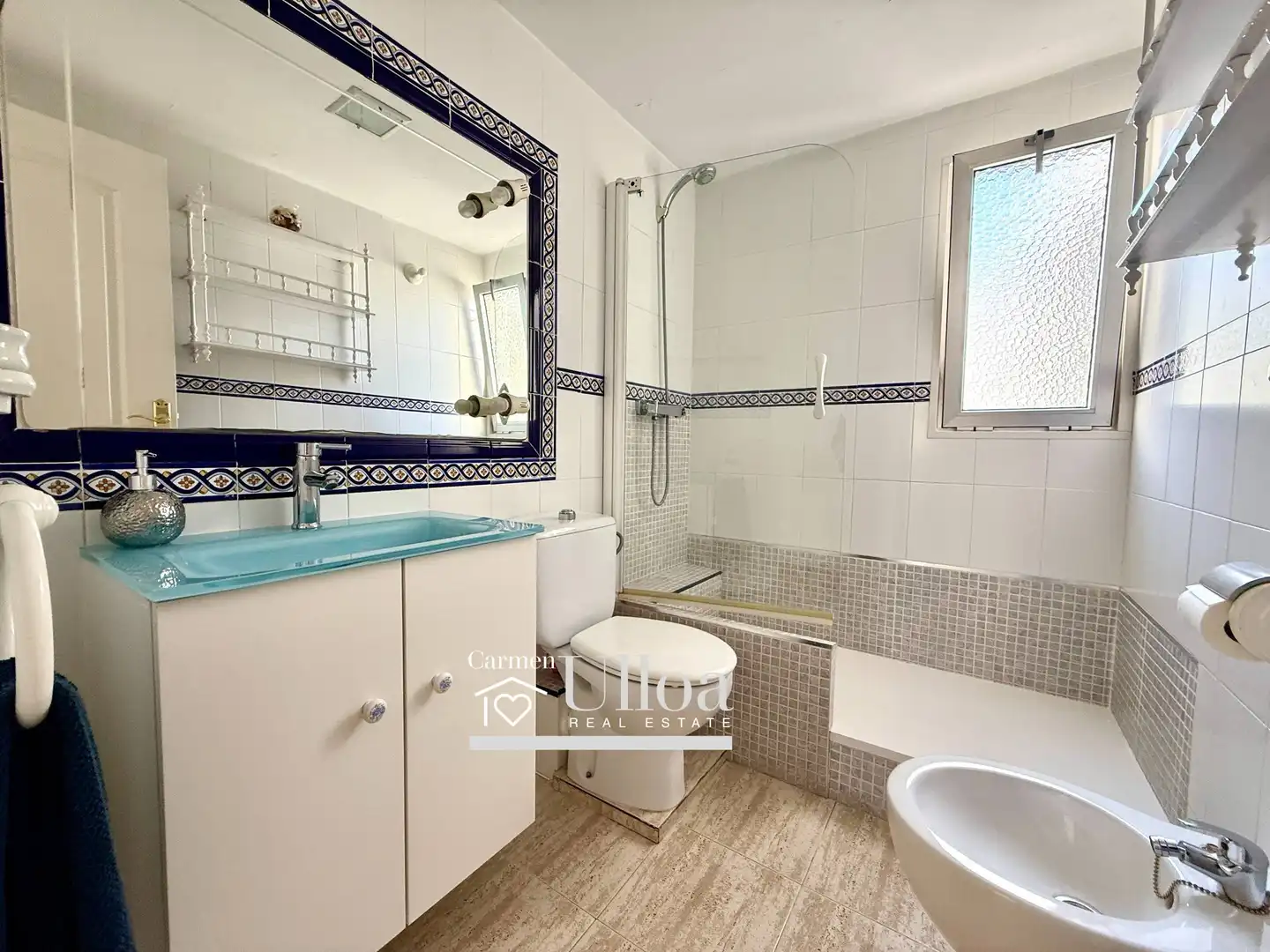 Baño de Piso en venta en El Campello con Aire acondicionado, Terraza y Amueblado